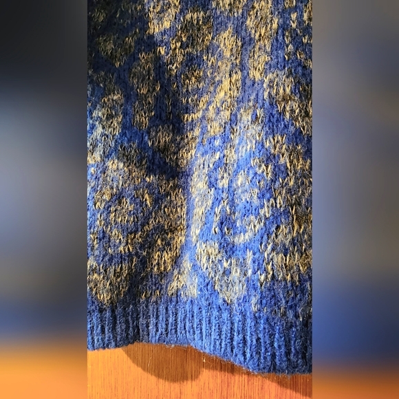 United Colors of Benetton Mohair Sweater sz 44, US 10, Made in Italy - Picture 9 of 12